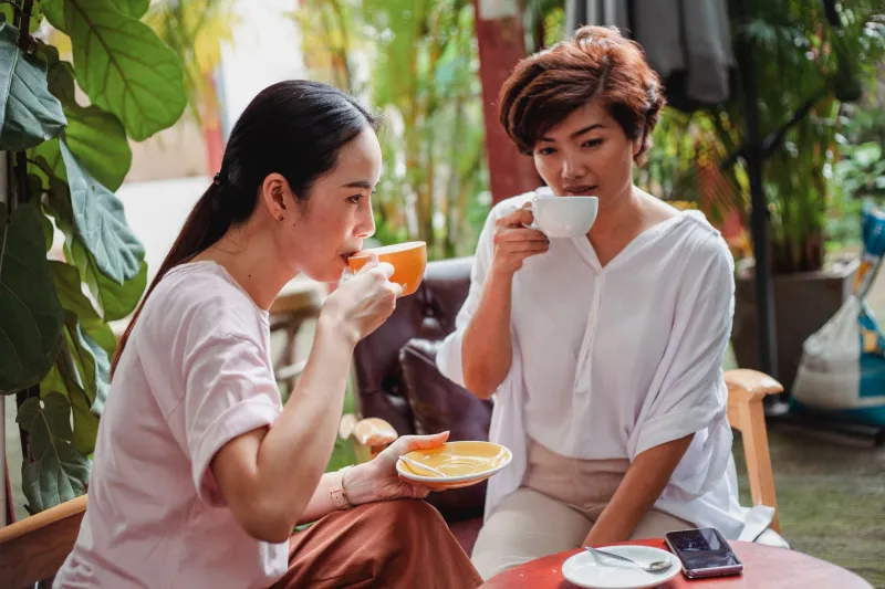 Two Is the New Twenty: Why the One-on-One Hangout Is Having Its Biggest Moment Yet